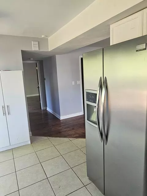 Entry Way - 3238 Gresham Ln E, Aurora, IL 60504 photo 1 of 1
