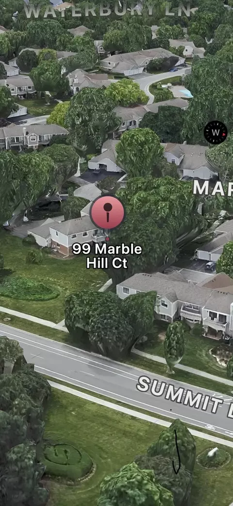 99 Marble Hill Ct #D2, Schaumburg, IL 60193