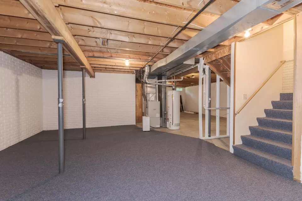  2321 Woodhavens Dr, Bloomington, IL 61701 photo 25