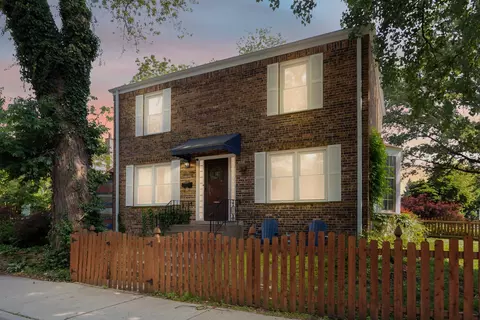 10033 S Prospect Ave, Chicago, IL 60643