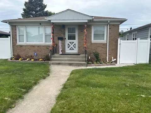 746 May St, Calumet City, IL 60409