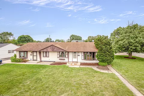 4243 W 90th Pl, Hometown, IL 60456