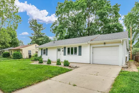 713 E Michigan Ave, Urbana, IL 61801