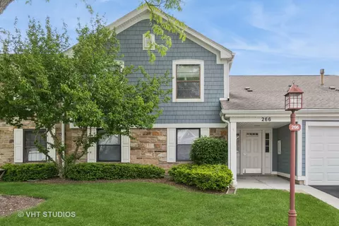 266 Mayfair Ln #C1, Schaumburg, IL 60193