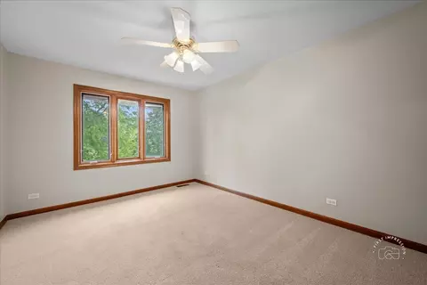560 Braemar Ave, Naperville, IL 60563 photo 35
