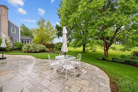 560 Braemar Ave, Naperville, IL 60563 photo 43