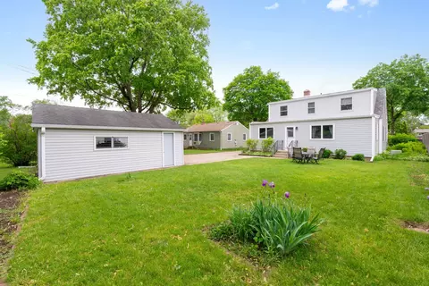 Exterior - 229 N Marion Ave, Bartlett, IL 60103 photo 3 of 4