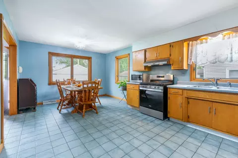 Kitchen - 229 N Marion Ave, Bartlett, IL 60103 photo 1 of 2