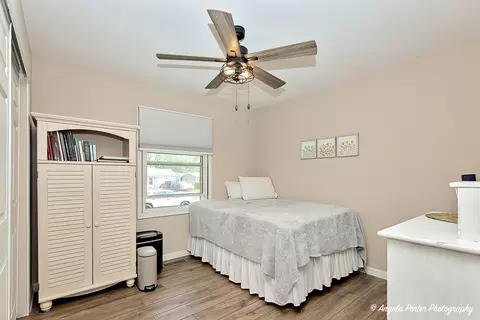 Bedroom - 1503 Channel Beach Ave, Johnsburg, IL 60051 photo 3 of 4