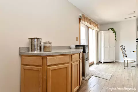 Kitchen - 1503 Channel Beach Ave, Johnsburg, IL 60051 photo 4 of 4