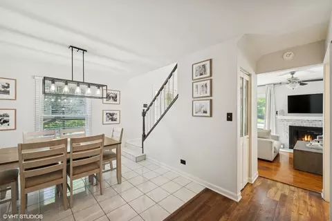 Dining - 109 College Xing, Rolling Meadows, IL 60008 photo 1 of 4