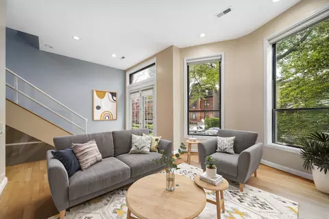 820 W Lill Ave, Chicago, IL 60614 photo 17