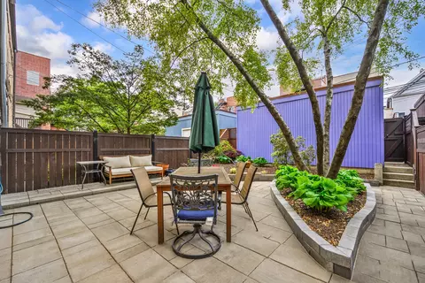 820 W Lill Ave, Chicago, IL 60614 photo 20