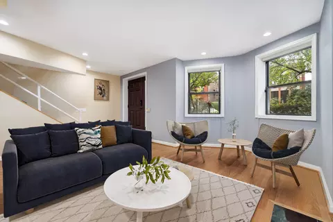 820 W Lill Ave, Chicago, IL 60614 photo 4