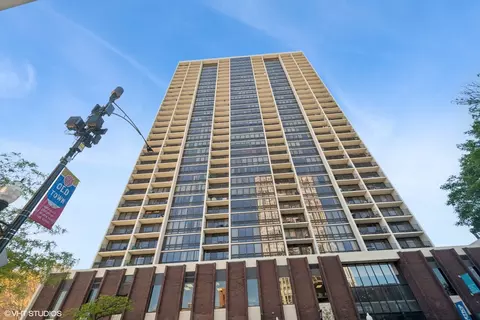 1636 N Wells St #1107, Chicago, IL 60614