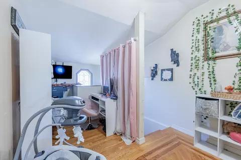Entry Way - 5844 W Maple Ave, Berkeley, IL 60163 photo 1 of 3