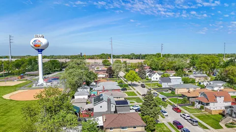 View/Area - 5844 W Maple Ave, Berkeley, IL 60163 photo 5 of 5