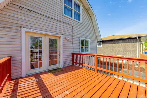Exterior - 5844 W Maple Ave, Berkeley, IL 60163 photo 3 of 11