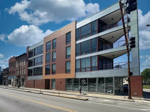 1322 N Clybourn Ave #4S, Chicago, IL 60610
