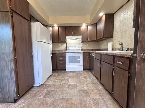 Kitchen - 600 E 7th St, Rock Falls, IL 61071 photo 1 of 3