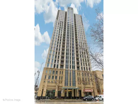 1250 S Michigan Ave #702, Chicago, IL 60605