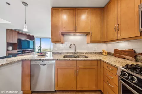Kitchen - 60 E Monroe St #3103, Chicago, IL 60603 photo 3 of 3