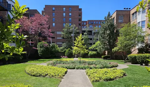 1730 Hinman Ave #4B, Evanston, IL 60201