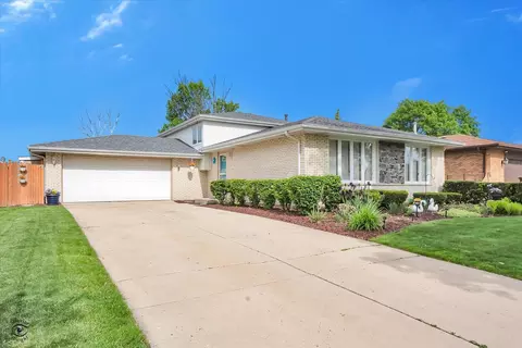 16560 Currant Ave, Tinley Park, IL 60487