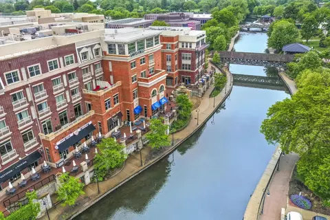 720 Jackson Ave, Naperville, IL 60540 photo 3