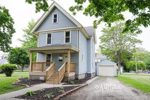 387 S Rosewood Ave, Kankakee, IL 60901