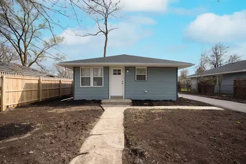 34 W 142nd St, Harvey, IL 60426