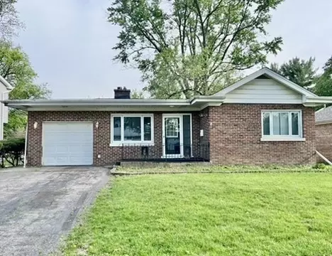 2109 Magnolia Rd, Homewood, IL 60430