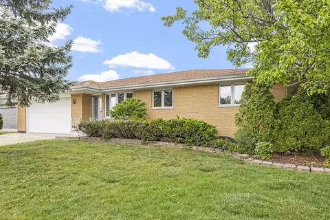 8862 167th St, Orland Hills, IL 60487