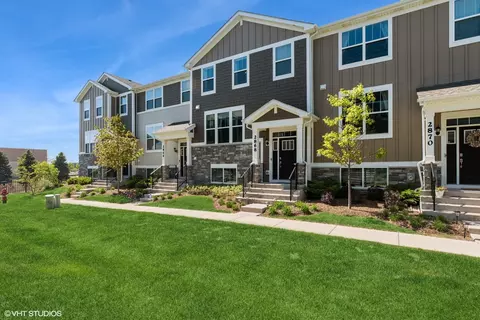 2868 Kessler Dr, Mundelein, IL 60060