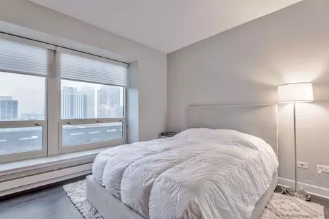 Bedroom - 57 E Delaware Pl #1605, Chicago, IL 60611 photo 4 of 4