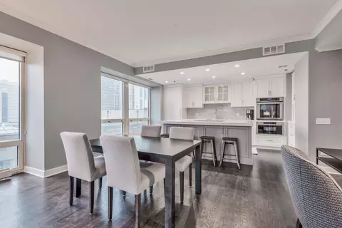 Dining - 57 E Delaware Pl #1605, Chicago, IL 60611 photo 3 of 3