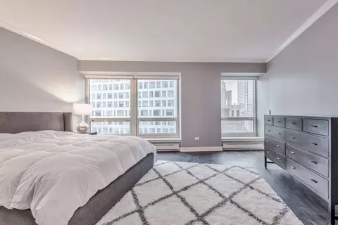 Bedroom - 57 E Delaware Pl #1605, Chicago, IL 60611 photo 2 of 4