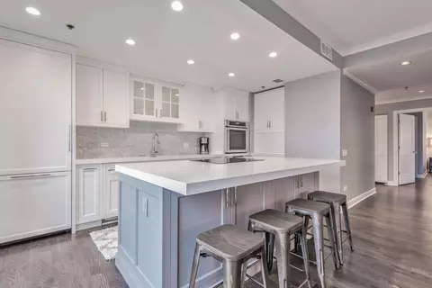 Kitchen - 57 E Delaware Pl #1605, Chicago, IL 60611 photo 1 of 4