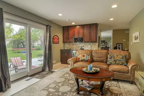 1458 S Prospect St, Wheaton, IL 60189 photo 6