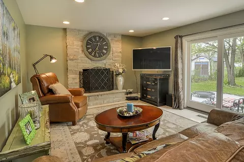 1458 S Prospect St, Wheaton, IL 60189 photo 5