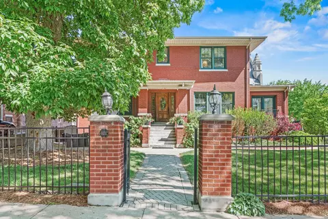 402 Lenox St, Oak Park, IL 60302