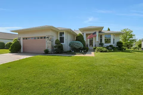 12609 Oak Grove Dr, Huntley, IL 60142