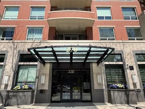 270 E Pearson St #602, Chicago, IL 60611