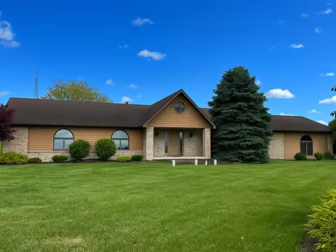 1975 W Minooka Rd, Morris, IL 60450