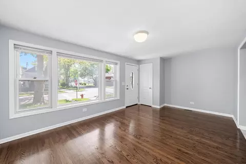2058 W 70th Pl, Chicago, IL 60636 photo 5