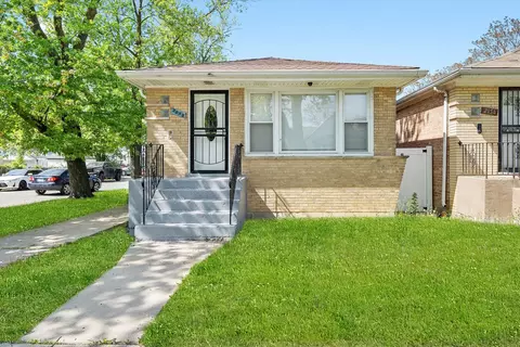 2058 W 70th Pl, Chicago, IL 60636