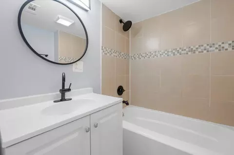 2058 W 70th Pl, Chicago, IL 60636 photo 27
