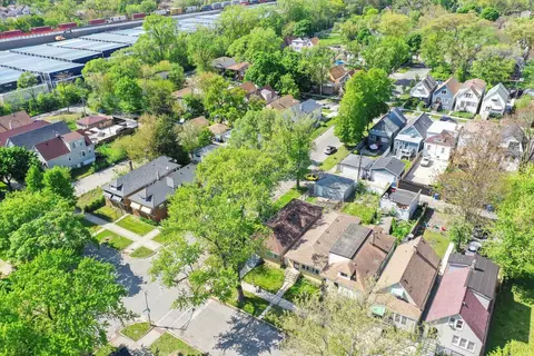 2058 W 70th Pl, Chicago, IL 60636 photo 36