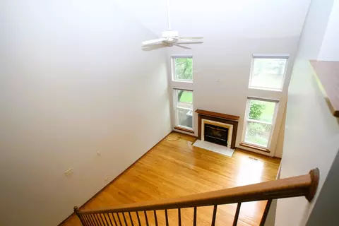 Living - 176 Millers Xing, Itasca, IL 60143 photo 3 of 3