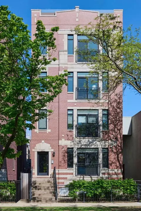 1827 N Larrabee St #4, Chicago, IL 60614